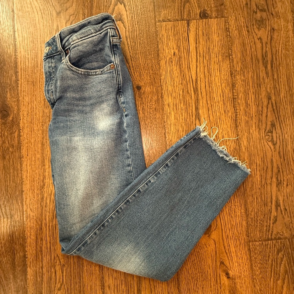 Old Navy OG Loose High Rise Ankle Jean Size 4